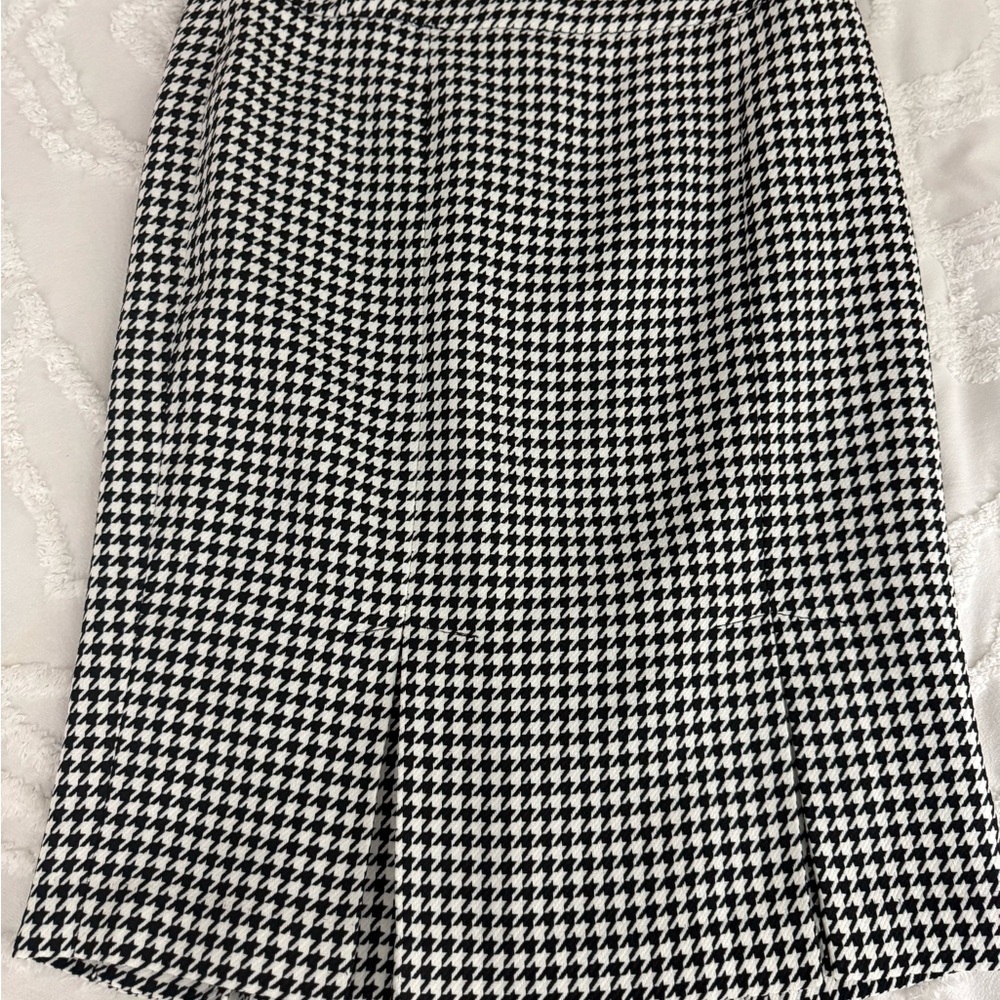 Nipon Boutique Black and White Knee-Length Pencil Skirt